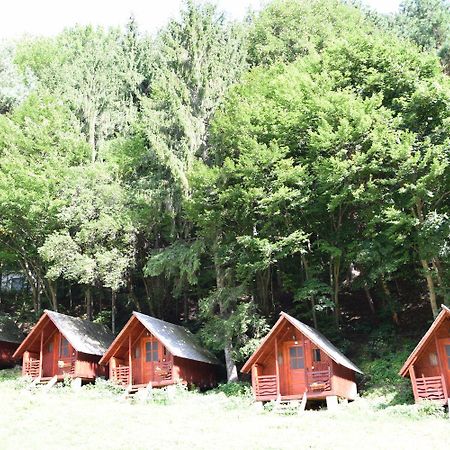 Cabanute Si Camping Dracula Capatineni-Paminteni Bagian luar foto