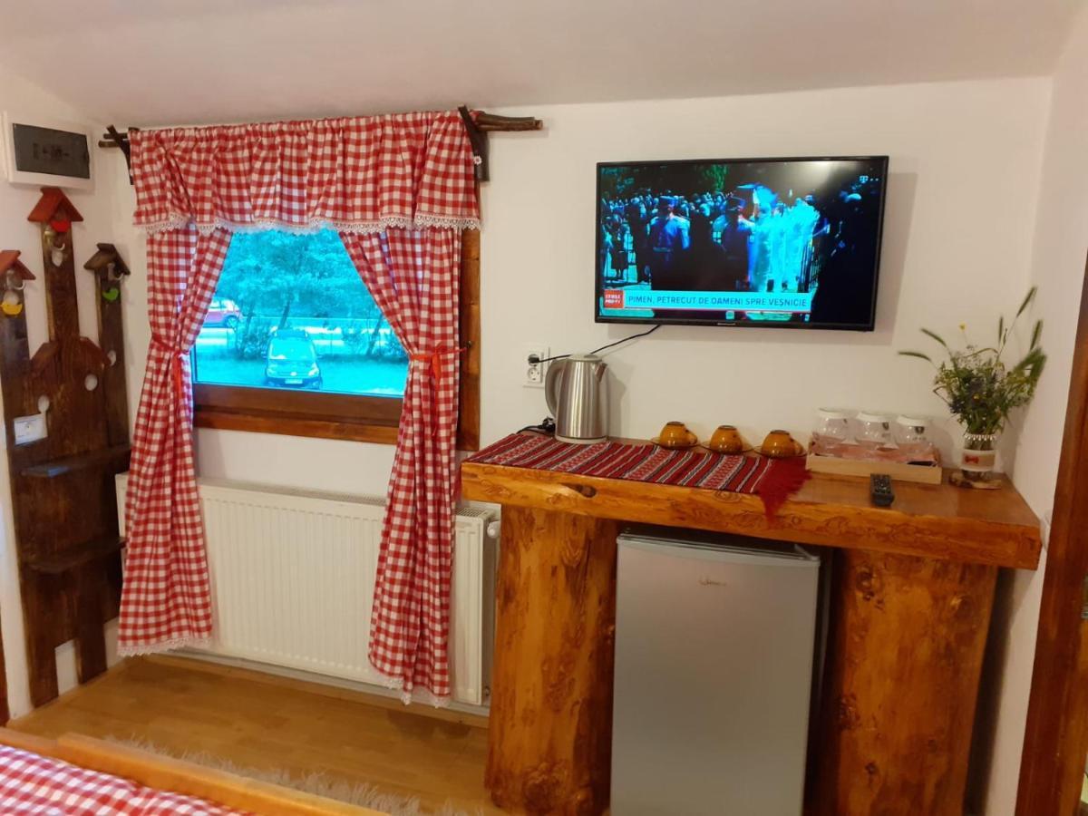 Cabanute Si Camping Dracula Capatineni-Paminteni Bagian luar foto