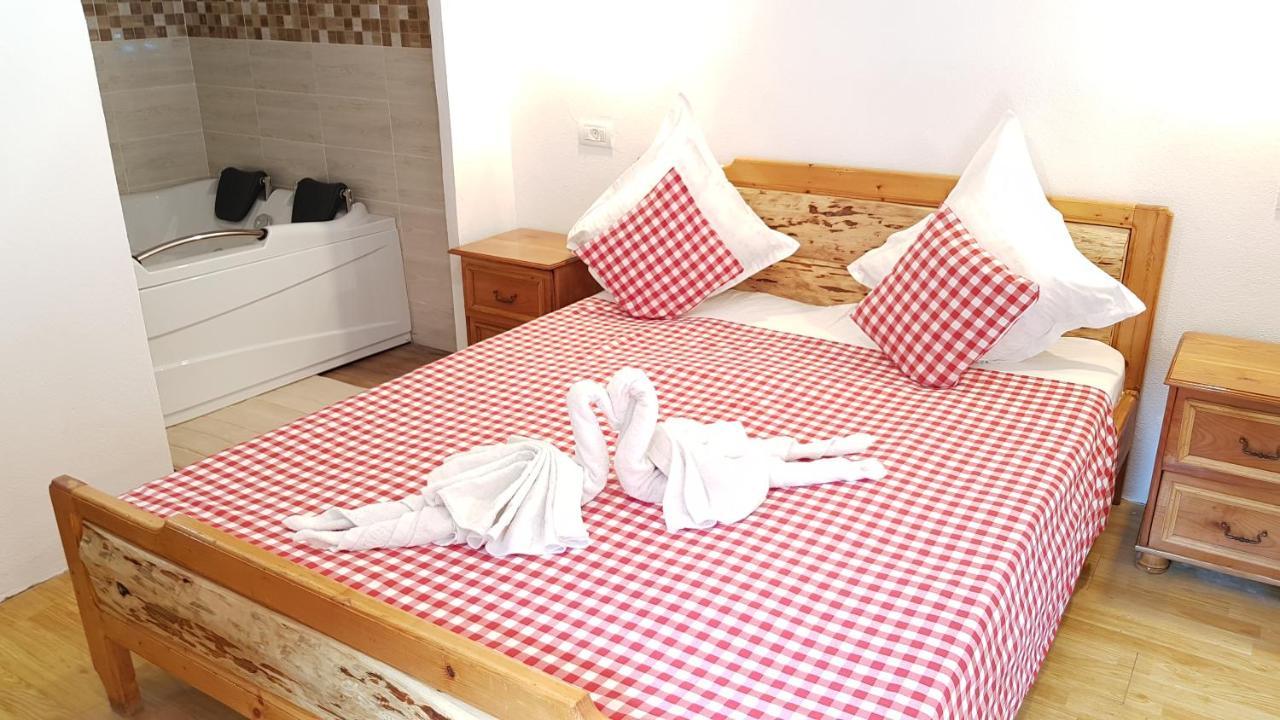 Cabanute Si Camping Dracula Capatineni-Paminteni Bagian luar foto